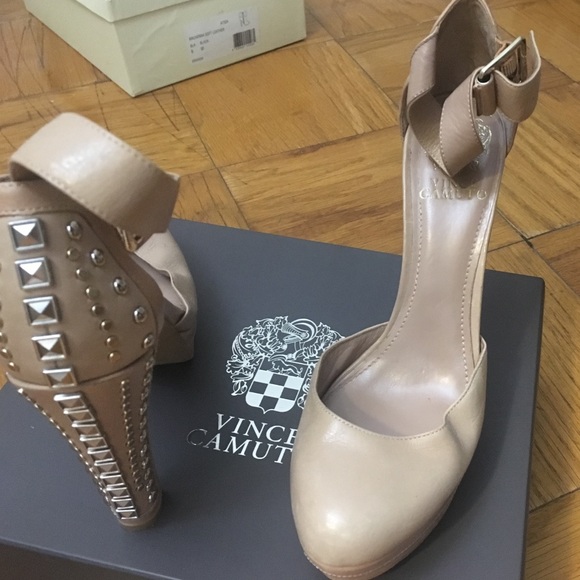 Vince Camuto Shoes - Comfy Vince Camuto T-strap heels